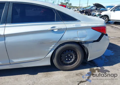 2014 Hyundai Sonata Gls z USA, uszkodzony, nr VIN 5NPEB4AC6EH938515